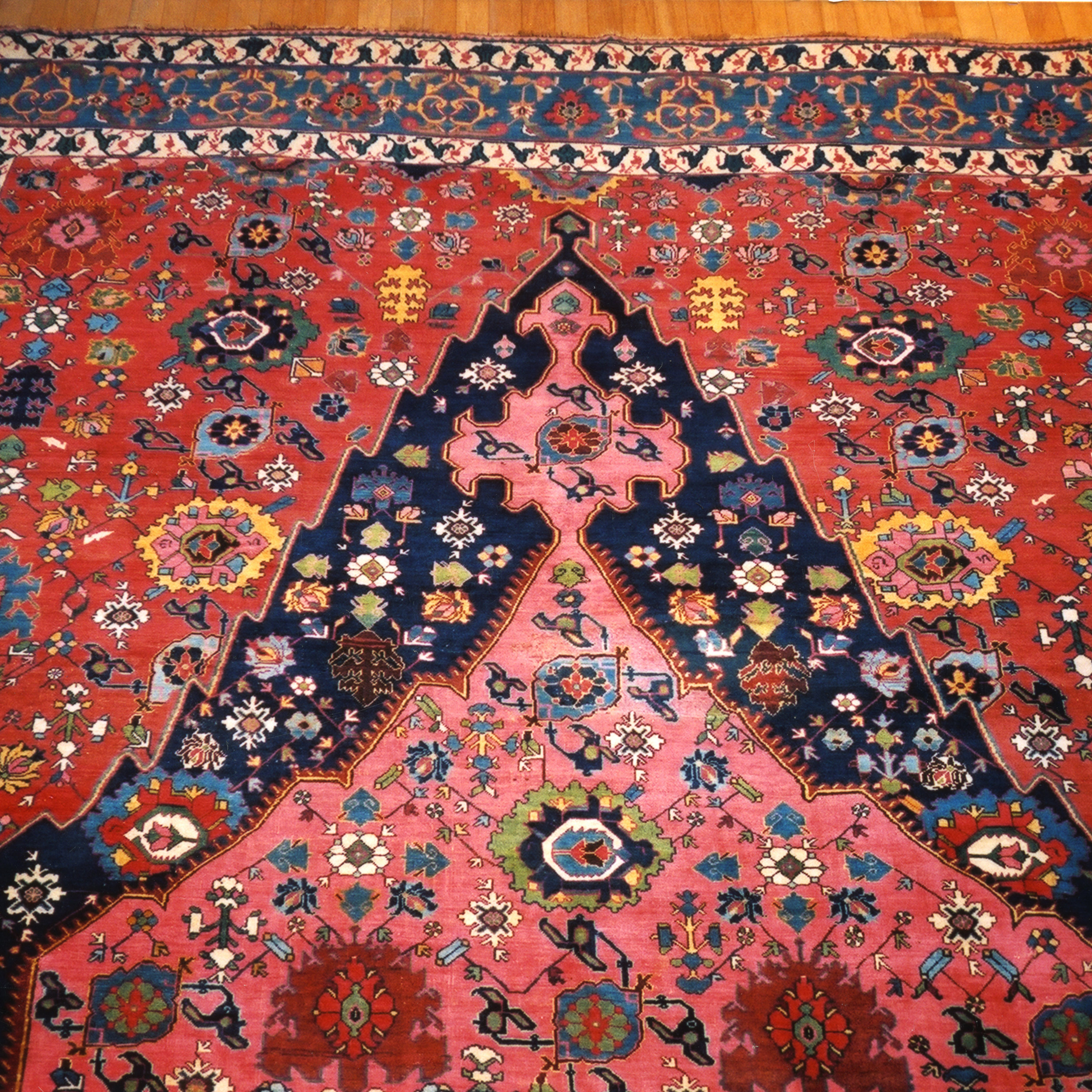 Antique Persian Bidjar carpet with the Harshang design